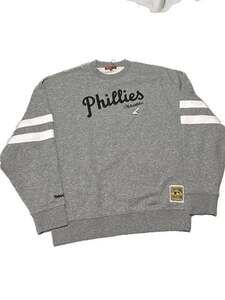 Mitchell & Ness MLB Philadelphia Phillies women’s crewneck size M NWT